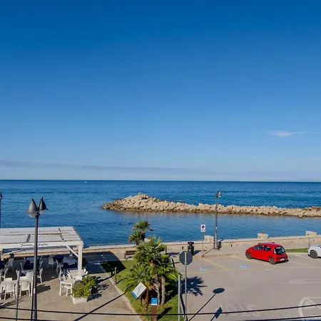 Apartment Terrazza Sul Mare Santa Maria di Castellabate
